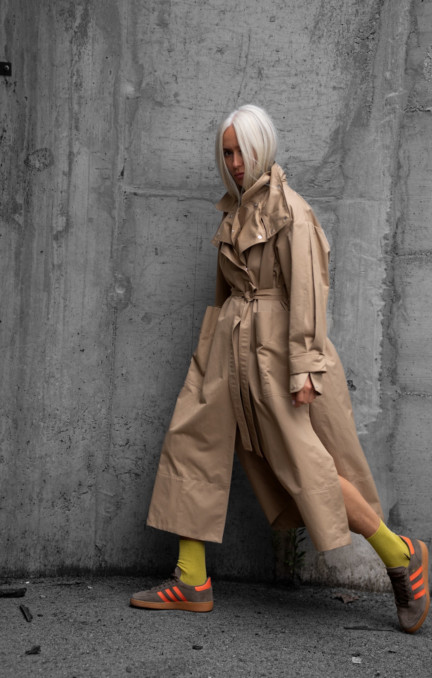 MOANI mantil trench coat season 25/26
