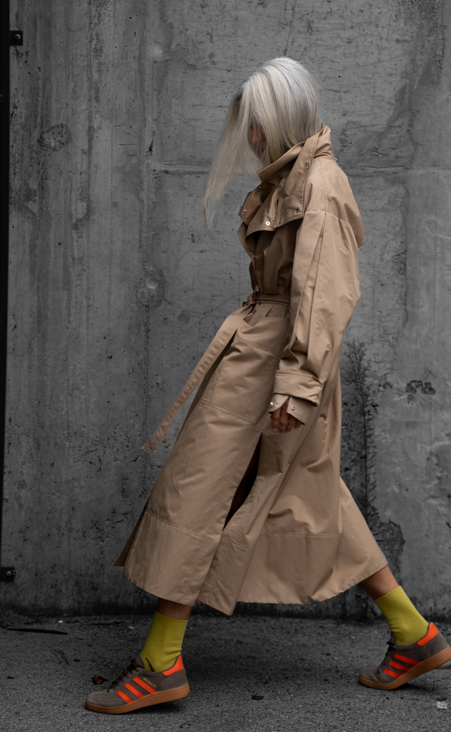 MOANI mantil trench coat season 25/26