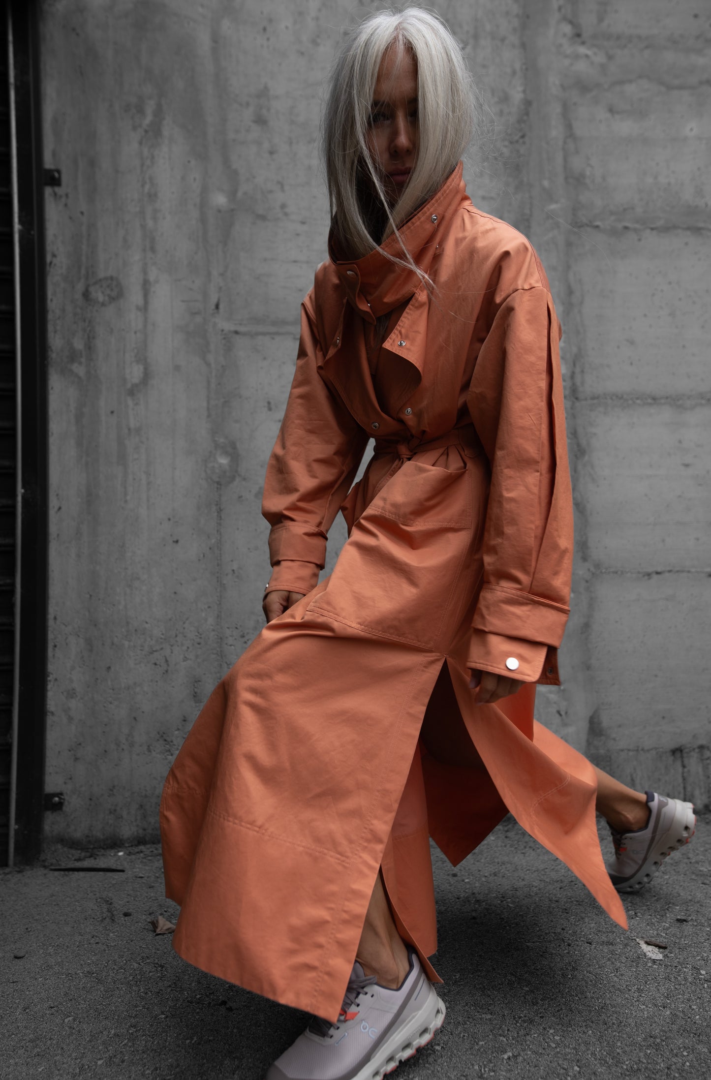 MOANI mantil trench coat season 25/26