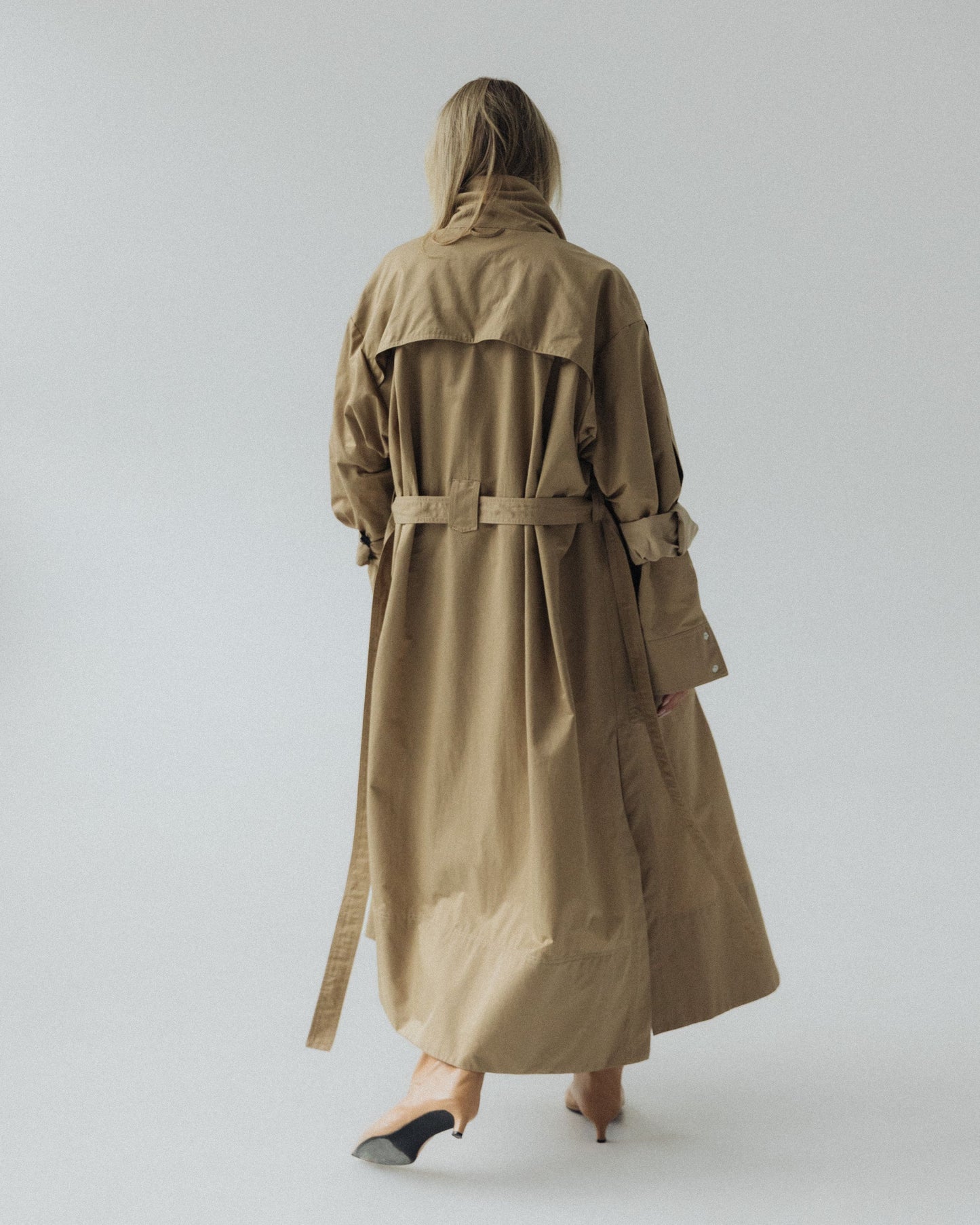 MOANI mantil trench coat season 25/26