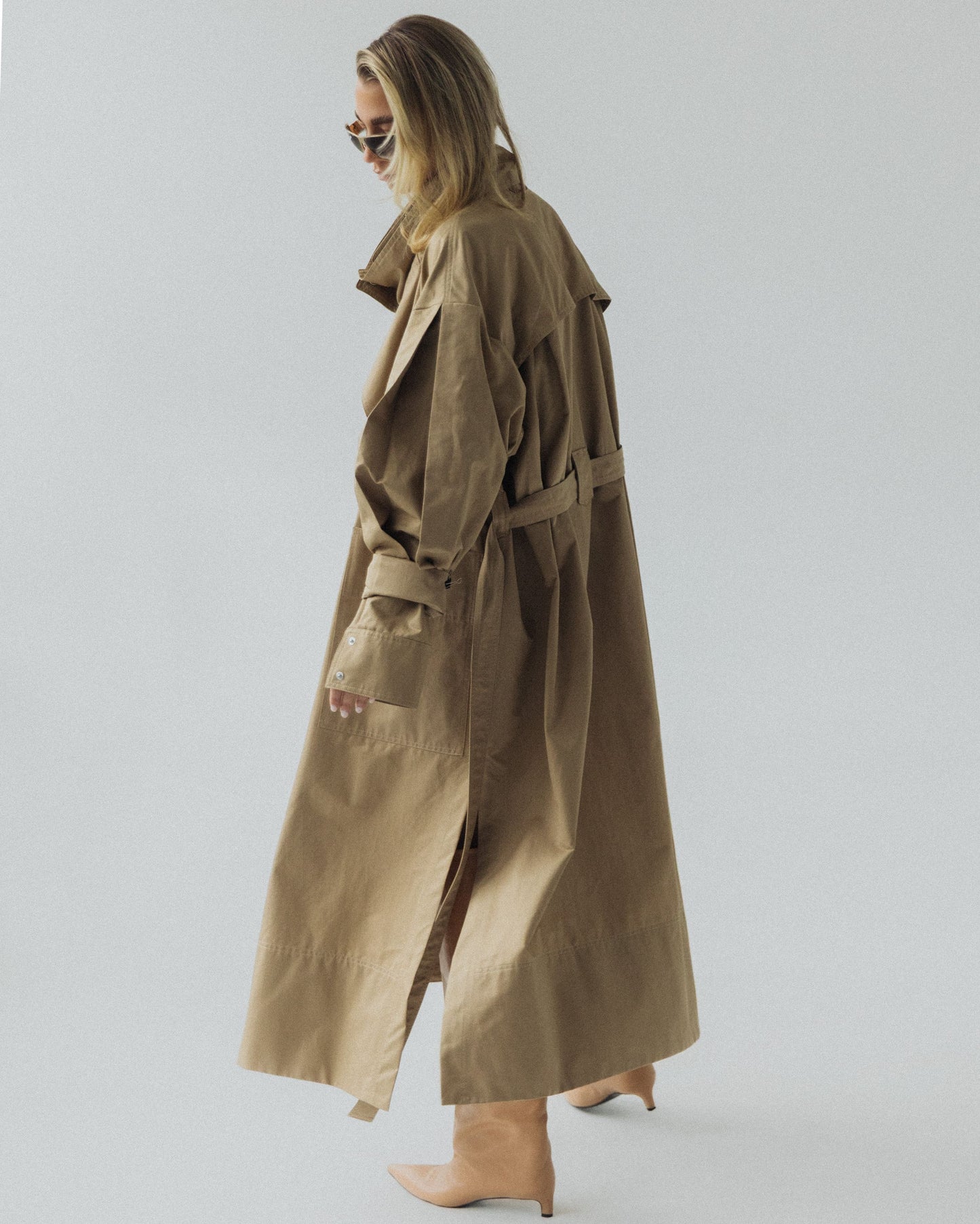 MOANI mantil trench coat season 25/26